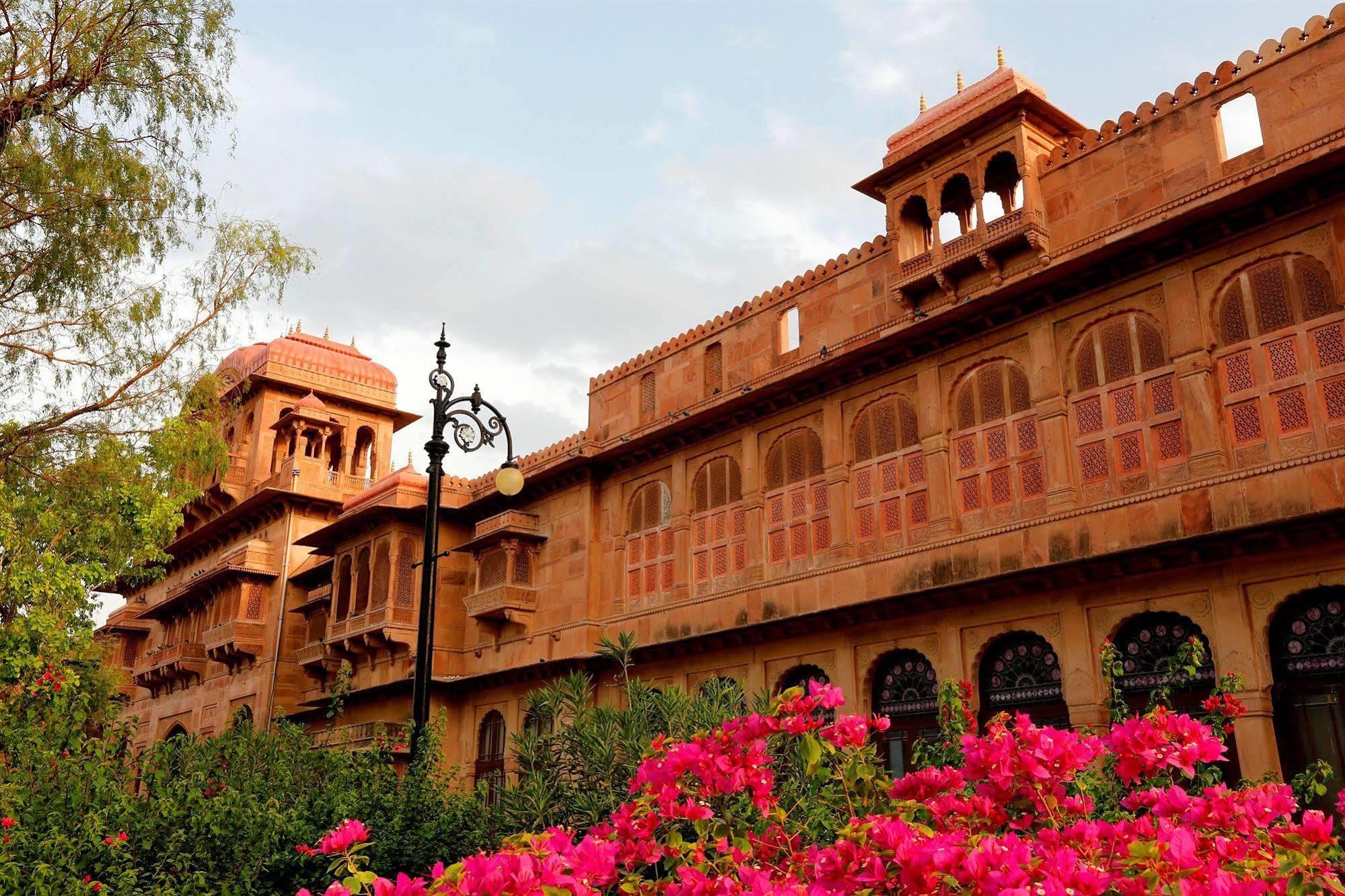 The Lallgarh Palace A Heritage Hotel Bikaner Dış mekan fotoğraf